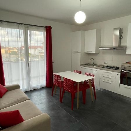 Casa Vacanza Colors Porto Torres Exterior photo